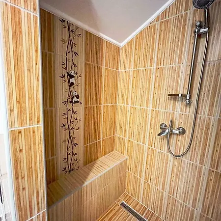 شقة Pine&chill2 Balatonalmádi