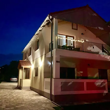 Pine&chill2 * Balatonalmádi